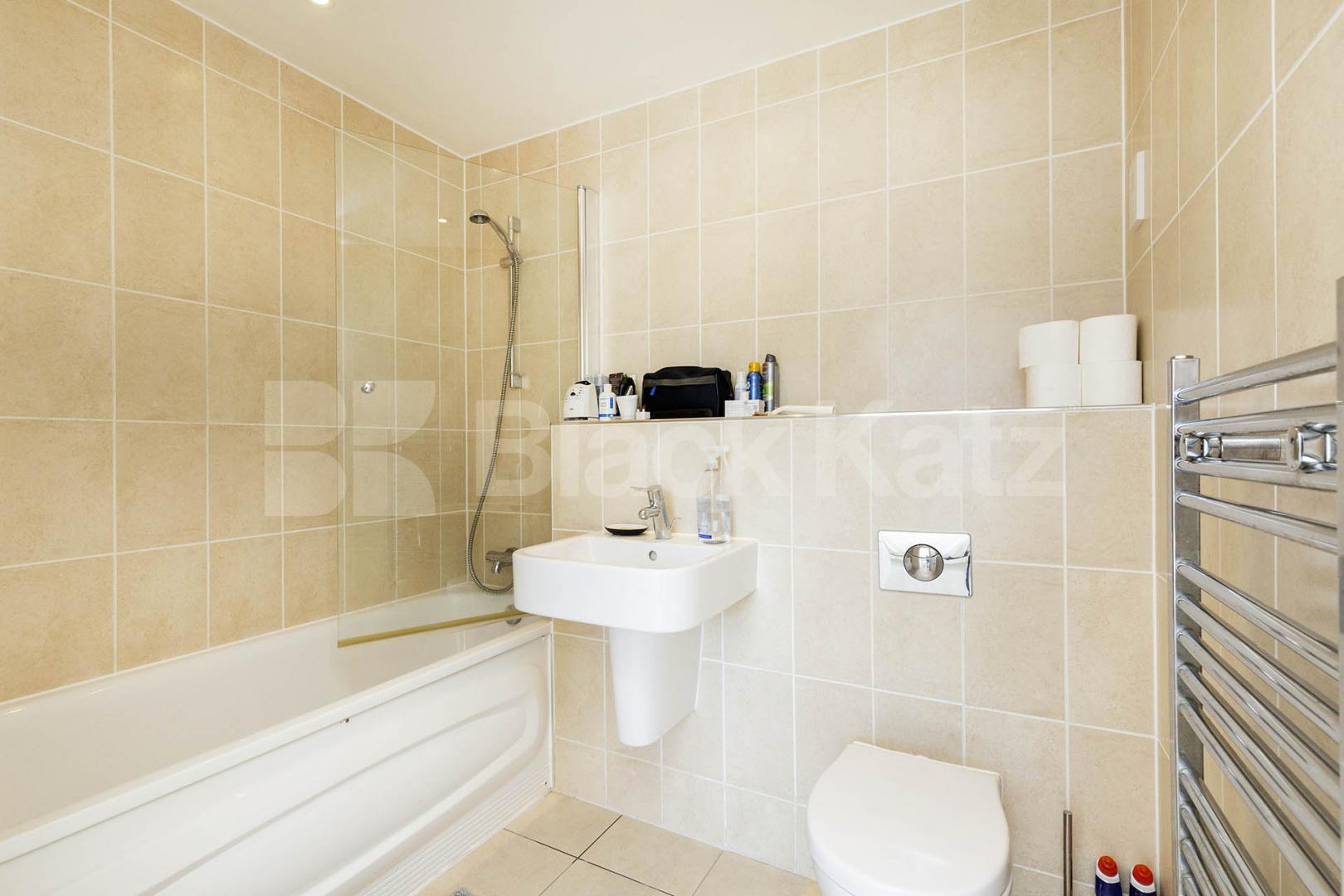 2 bed 2 bath property within a beautifully designed development in highbury  Highbury Stadium Square, Highbury